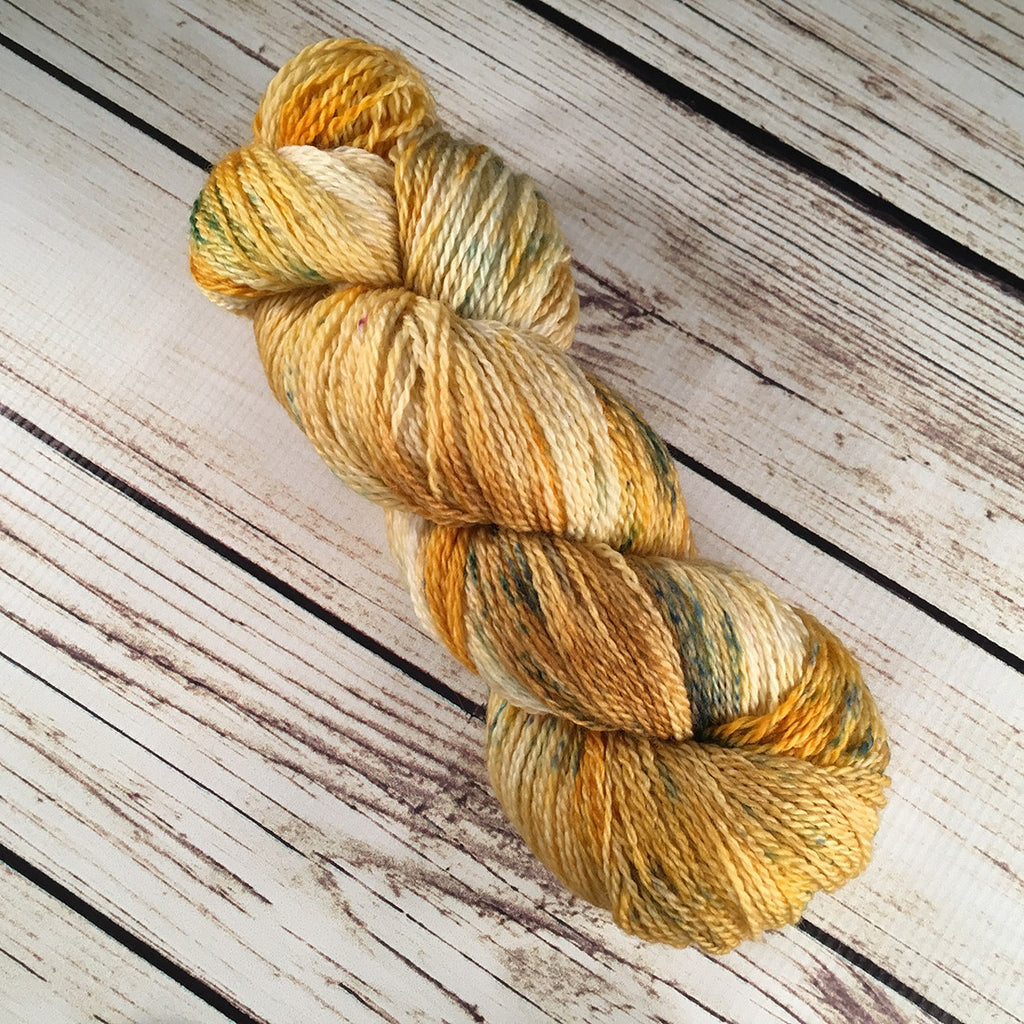 Hand-Dyed Merino Wool Yarn - Soft and Durable Yarn for Knitting and Cr –  Honey & Clover Knits